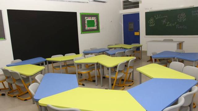 CHIREC classrooms equipped with modern collaborative furniture, renovated to create optimal learning environments for students.